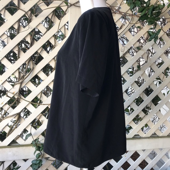 Moder Essentials Top. - Picture 3 of 8